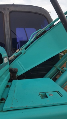 รถแบคโฮ KOBELCO  SK140 เอกสารอิวอยซ์   10,800. ชั่วโมง