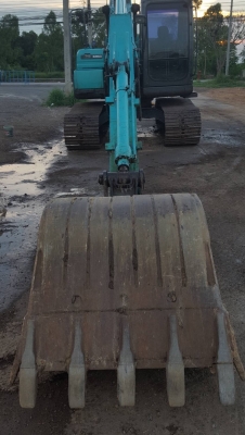 รถแบคโฮ KOBELCO  SK140 เอกสารอิวอยซ์   10,800. ชั่วโมง