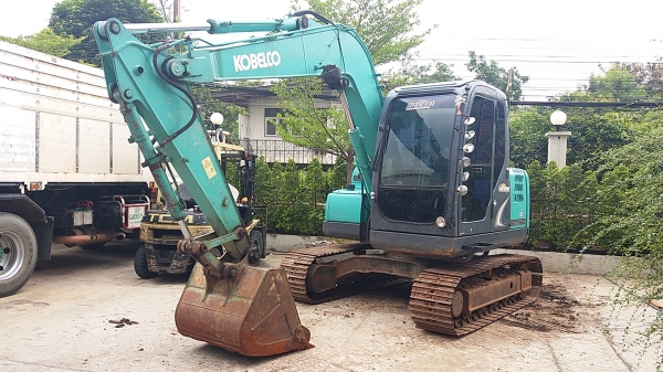 ขาย 1,190,000 KOBELCO sk 75-8 super ทำงาน 8,700 ชม. รถสวยเหมือนใหม่  ไฟฟ้าครบ เครื่องดีเยี่ยม เอวแน่น ช่วงล่างเต็ม เอกสารแจ้งจำหน่าย รถพร้อมใช้ 090-772-3710 090-772-3708
