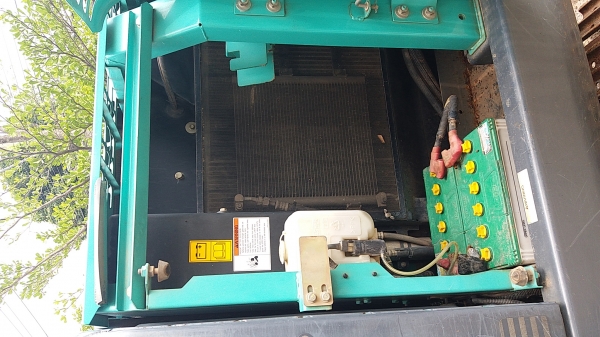 ขาย 1,190,000 KOBELCO sk 75-8 super ทำงาน 8,700 ชม. รถสวยเหมือนใหม่  ไฟฟ้าครบ เครื่องดีเยี่ยม เอวแน่น ช่วงล่างเต็ม เอกสารแจ้งจำหน่าย รถพร้อมใช้ 090-772-3710 090-772-3708