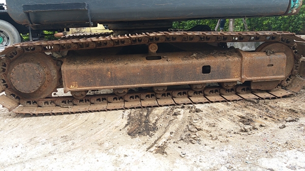 ขาย 1,190,000 KOBELCO sk 75-8 super ทำงาน 8,700 ชม. รถสวยเหมือนใหม่  ไฟฟ้าครบ เครื่องดีเยี่ยม เอวแน่น ช่วงล่างเต็ม เอกสารแจ้งจำหน่าย รถพร้อมใช้ 090-772-3710 090-772-3708