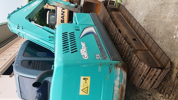 ขาย 1,190,000 KOBELCO sk 75-8 super ทำงาน 8,700 ชม. รถสวยเหมือนใหม่  ไฟฟ้าครบ เครื่องดีเยี่ยม เอวแน่น ช่วงล่างเต็ม เอกสารแจ้งจำหน่าย รถพร้อมใช้ 090-772-3710 090-772-3708