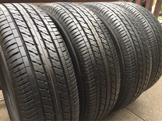 ยางถอดป้ายแดง Dunlop 215 65 16 ปี18 ราคาไม่แพง ยางถอดป้ายแดง Dunlop 215 65 16 ปี18 ราคาไม่แพง