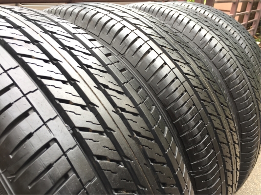 ยางถอดป้ายแดง Dunlop 215 65 16 ปี18 ราคาไม่แพง ยางถอดป้ายแดง Dunlop 215 65 16 ปี18 ราคาไม่แพง