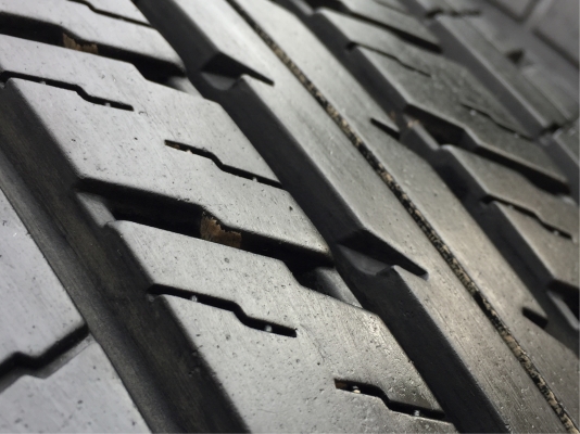 ยางถอดป้ายแดง Dunlop 215 65 16 ปี18 ราคาไม่แพง ยางถอดป้ายแดง Dunlop 215 65 16 ปี18 ราคาไม่แพง