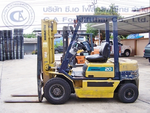 ขาย รถโฟล์คลิฟท์ KOMATSU รุ่น FD20-11