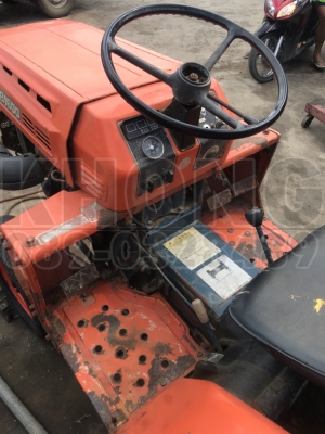 ขายด่วน รถไถ kobota b1600 ไม่มีอุปกรณ์ ตัวเปล่า เพลาเดียว 3สูบ ขาย 30000 คับ