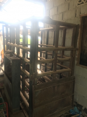 ขายด่วน ตาชั่งม้า ชั่งวัว 1000กิโลกรัม มีล้อเข็นได้ ขาย 35000 บาท ขายด่วน ตาชั่งม้า ชั่งวัว 1000กิโลกรัม มีล้อเข็นได้ ขาย 35000 บาท