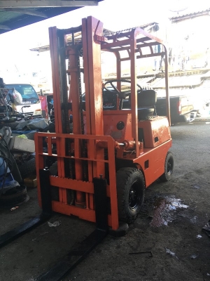 ขาย ฟอร์คลิฟท์ Toyota 1ตัน ราคาถูก ขาย ฟอร์คลิฟท์ Toyota 1ตัน ราคาถูก