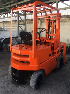 ขาย ฟอร์คลิฟท์ Toyota 1ตัน ราคาถูก ขาย ฟอร์คลิฟท์ Toyota 1ตัน ราคาถูก