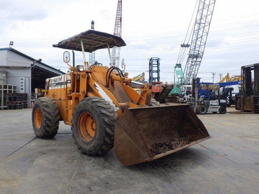 ขายรถตัก KOMATSU 515 สมบูรณ์พร้อมใช้ครับ FROM JAPAN ติดต่อ 063-9316985 ID LINE : 0639316985