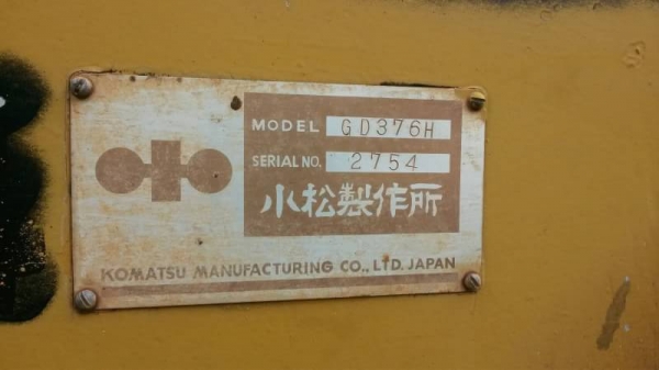 KOMATSU GD376H