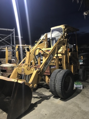 รถตักล้อยาง KOMATSU สภาพพร้อมใช้งาน มีรีวิวรอบๆคัน