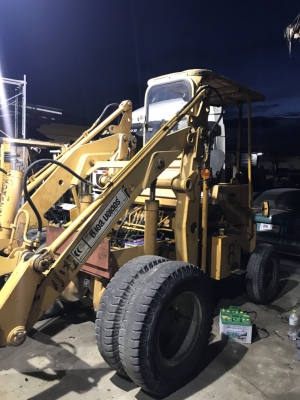 รถตักล้อยาง KOMATSU สภาพพร้อมใช้งาน มีรีวิวรอบๆคัน