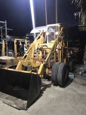 รถตักล้อยาง KOMATSU สภาพพร้อมใช้งาน มีรีวิวรอบๆคัน