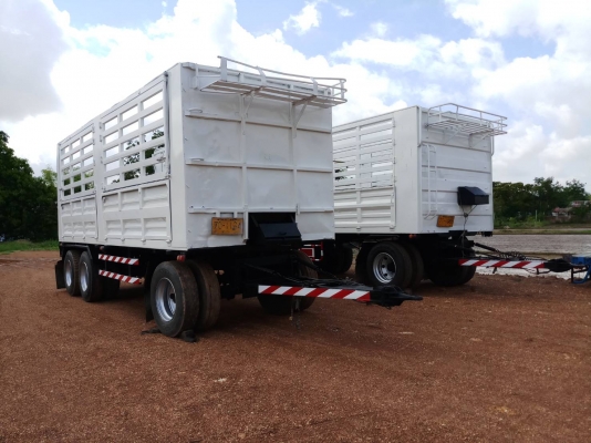 ขาย ลูกพ่วงสามเพลาไม่ดั้ม ยาว 7.50 เมตร,ยาว 7.20 เมตร กว้าง 2.30 เมตร สูง 2.20 เมตร ค่ะ สภาพสวยพร้อมใช้งาน เอกสารพร้อมโอน สนใจติดต่อเรา ดำสุโขทัย โทร 089-7087998,081-78555503 หรือเยี่ยมชมเว็บไซต์ได้ที่ www.dum-sukhothai.com เรายินดีต้อนรับและให้บริการค่ะ