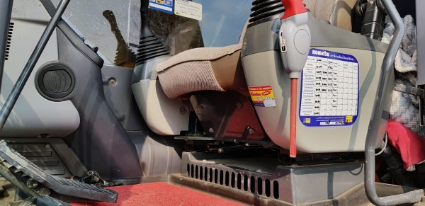 ขายรถแบคโฮ KOMATSU PC200-8MO ใช้งาน 8 พันชั่วโมง สภาพเทพบุตร