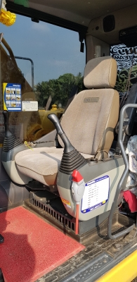 ขายรถแบคโฮ KOMATSU PC200-8MO ใช้งาน 8 พันชั่วโมง สภาพเทพบุตร