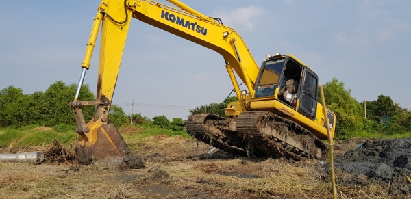 ขายรถแบคโฮ KOMATSU PC200-8MO ใช้งาน 8 พันชั่วโมง สภาพเทพบุตร