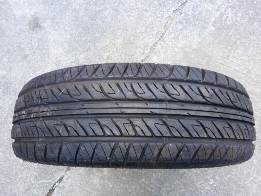 ขายยาง dunlop 265 70 r16 pt2 ขายยาง dunlop 265 70 r16 pt2