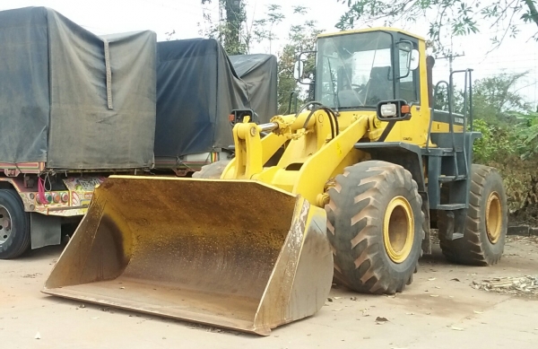 ขายรถตักล้อยางโคมัสสุ  WA 350-3