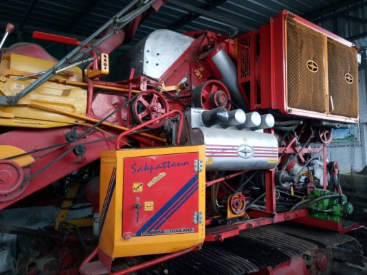 ขาย KM-49 รถเกี่ยวเฉพาะนาปี ล้างจอดเก็บ เครื่อง 6HK-240 แรง turboแท้ ปั้มไดกิ้น 23 ตัวเดิน 12 ไม่มีผุ ร้าว ดาม  สีสันสวย ราคา 530,000 รวมคอม 091-0206555 เน้นโทรครับ