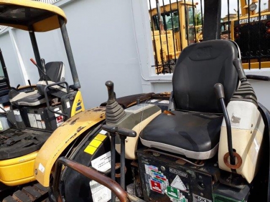 Caterpillar 303CR : รถขุด 3 ตัน 2762ชั่วโมง นำเข้าจากญี่ปุ่น โทร. 080-6565422 (หนิง)