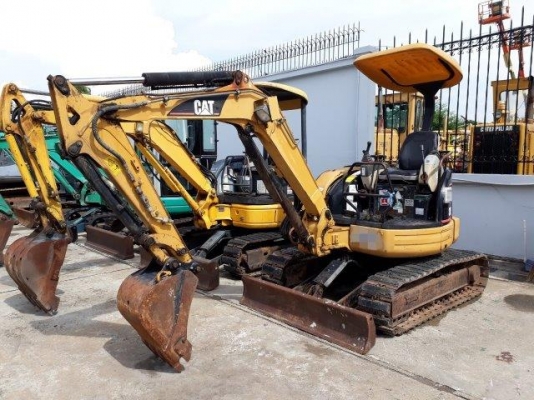 Caterpillar 303CR : รถขุด 3 ตัน 2762ชั่วโมง นำเข้าจากญี่ปุ่น โทร. 080-6565422 (หนิง)