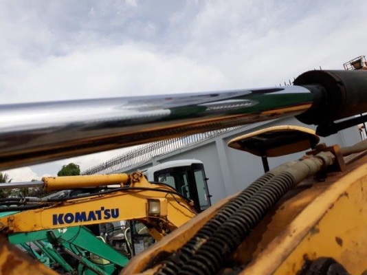 Caterpillar 303CR : รถขุด 3 ตัน 2762ชั่วโมง นำเข้าจากญี่ปุ่น โทร. 080-6565422 (หนิง)