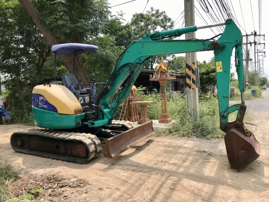 KOMATSU 40mr-1 ขนาดPC-40 รถเก่านอกแท้ มีเอกสารใบอินวอย☎️ติดต่อ 085-5632278 (ราคาต่อรองได้)