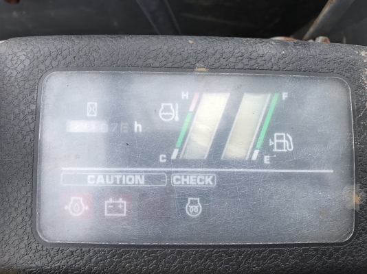 KOMATSU 40mr-1 ขนาดPC-40 รถเก่านอกแท้ มีเอกสารใบอินวอย☎️ติดต่อ 085-5632278 (ราคาต่อรองได้)