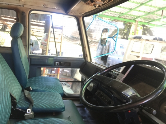 ขาย หัวสิบล้อ ISUZU ร็อคกี้ สีใหม่ พร้อมใช้งาน