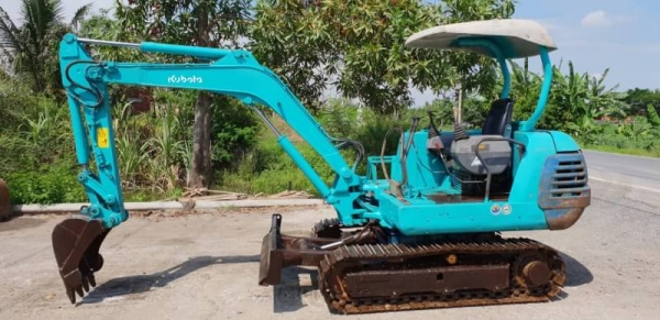 ขายด่วนรถแบคโฮคูโบต้าK30คอลโทลสั้นน้ำมันปั้มนี้วติดลายหัวกะแทกดีเทียบเท่าPC30รถนอกสถาพดีพร้อมใช้เพิ่งนำเข้ามายังไม่เคยใช้งานในไทยเลย