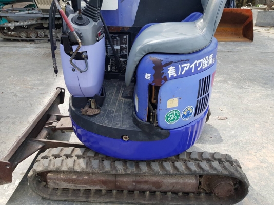 โคมัตสุ pc10uu-3รุ่นใหม่ เครื่องยนต์โคมัตสุ ใบมีดกว้างเพียง 1 เมตร เหมาะสำหรับ หน้างานพื้นที่แคบ สาม