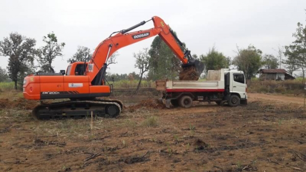 DOOSAN DX 200A