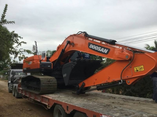 DOOSAN DX 200A