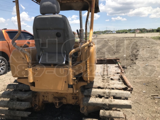 ขายด่วน รถแท็กเตอร cat4D4  komatsu  b2/3 พร้อมใช้งาน สภาพสวยๆ ระบบครบ เพียง 200000 บาท