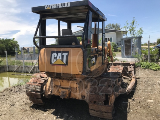 ขายด่วน รถแท็กเตอร cat4D4  komatsu  b2/3 พร้อมใช้งาน สภาพสวยๆ ระบบครบ เพียง 200000 บาท