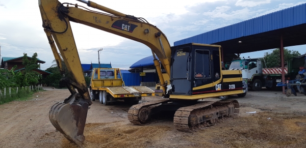 ขายแคทE120Bรถสวยพร้อมใช้เอกสารอินวอยแอรเย็นช่วงล่างเต็ม