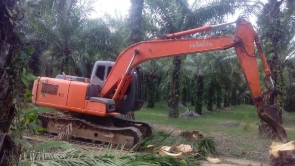 ขายด่วนแบคโฮ HITACHI ZX 120-1