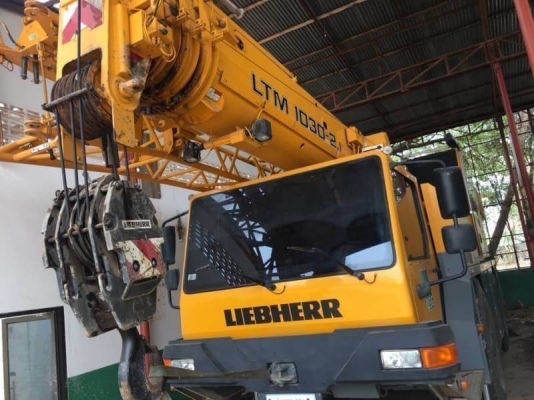 ขายด่วนรถเครนLIEBHERR  35 ตัน ปี 2012