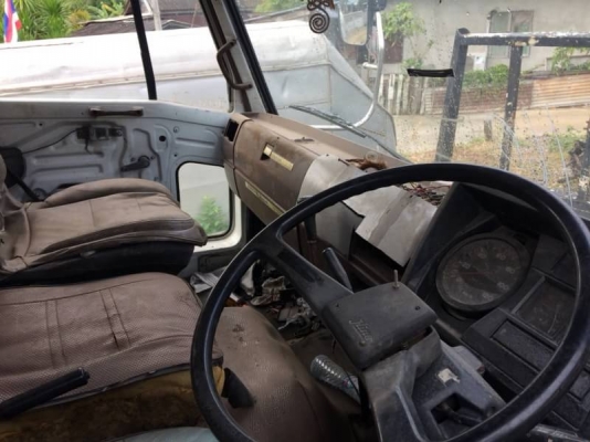 หัวเก๋งHINO FC