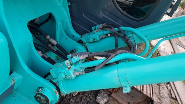 ขายรถแบคโฮ KOBELCO SK200LC-8 YO12 Super เก่านอกผ่านการใช้งานในไทย รวมเพียง 8,8xx ชั่วโมง
