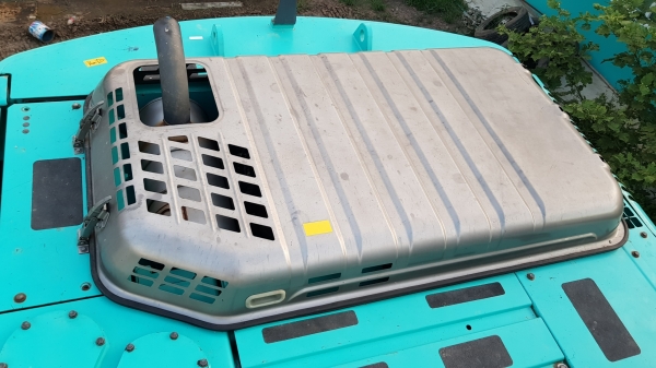 ขายรถแบคโฮ KOBELCO SK200LC-8 YO12 Super เก่านอกผ่านการใช้งานในไทย รวมเพียง 8,8xx ชั่วโมง