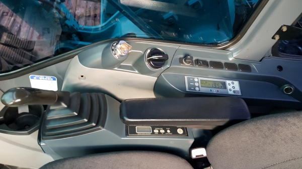 ขายรถแบคโฮ KOBELCO SK200LC-8 YO12 Super เก่านอกผ่านการใช้งานในไทย รวมเพียง 8,8xx ชั่วโมง