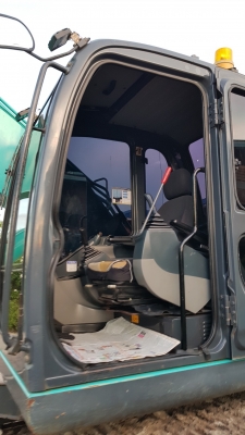 ขายรถแบคโฮ KOBELCO SK200LC-8 YO12 Super เก่านอกผ่านการใช้งานในไทย รวมเพียง 8,8xx ชั่วโมง