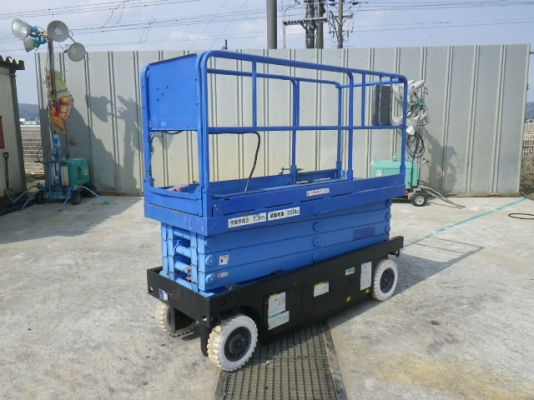 รถกระเช้า AICHI SV08B ปี 2005 ราคาไม่แพง โทร 061-4194021 พรภวิษย์ รถกระเช้า AICHI SV08B ปี 2005 ราคาไม่แพง โทร 061-4194021 พรภวิษย์