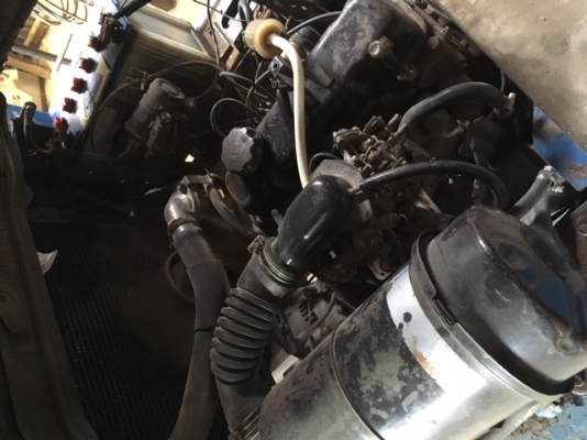 ขายรถโฟคลิป TOYOTA 2.5 ตัน เบนซิล งายกสูง3เมตร ขายรถโฟคลิป TOYOTA 2.5 ตัน เบนซิล งายกสูง3เมตร