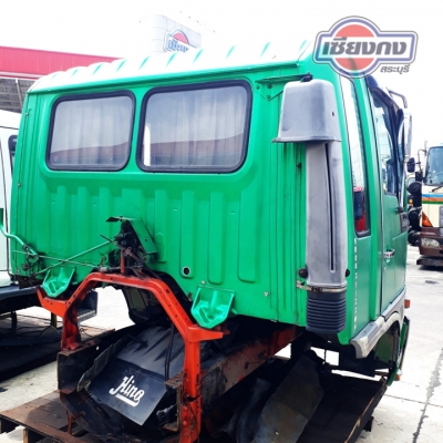 หัวเก๋ง สิงห์ไฮเท็คสิบล้อสวยๆ แต่งโครเมี่ยม