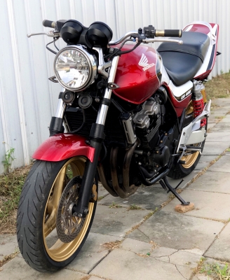 ขายครับ Cb400 Tec3 รถสะอาด พร้อมใช้งานครับ ขายครับ Cb400 Tec3 รถสะอาด พร้อมใช้งานครับ